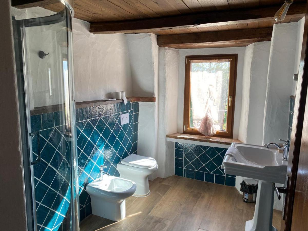La Sosta Del Vento Bed & Breakfast กาสติโญเน เด เปโปลี ภายนอก รูปภาพ
