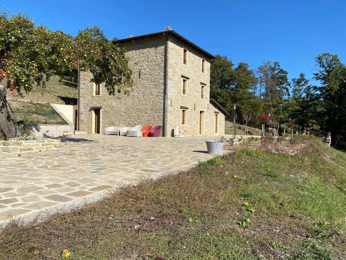 La Sosta Del Vento Bed & Breakfast กาสติโญเน เด เปโปลี ภายนอก รูปภาพ
